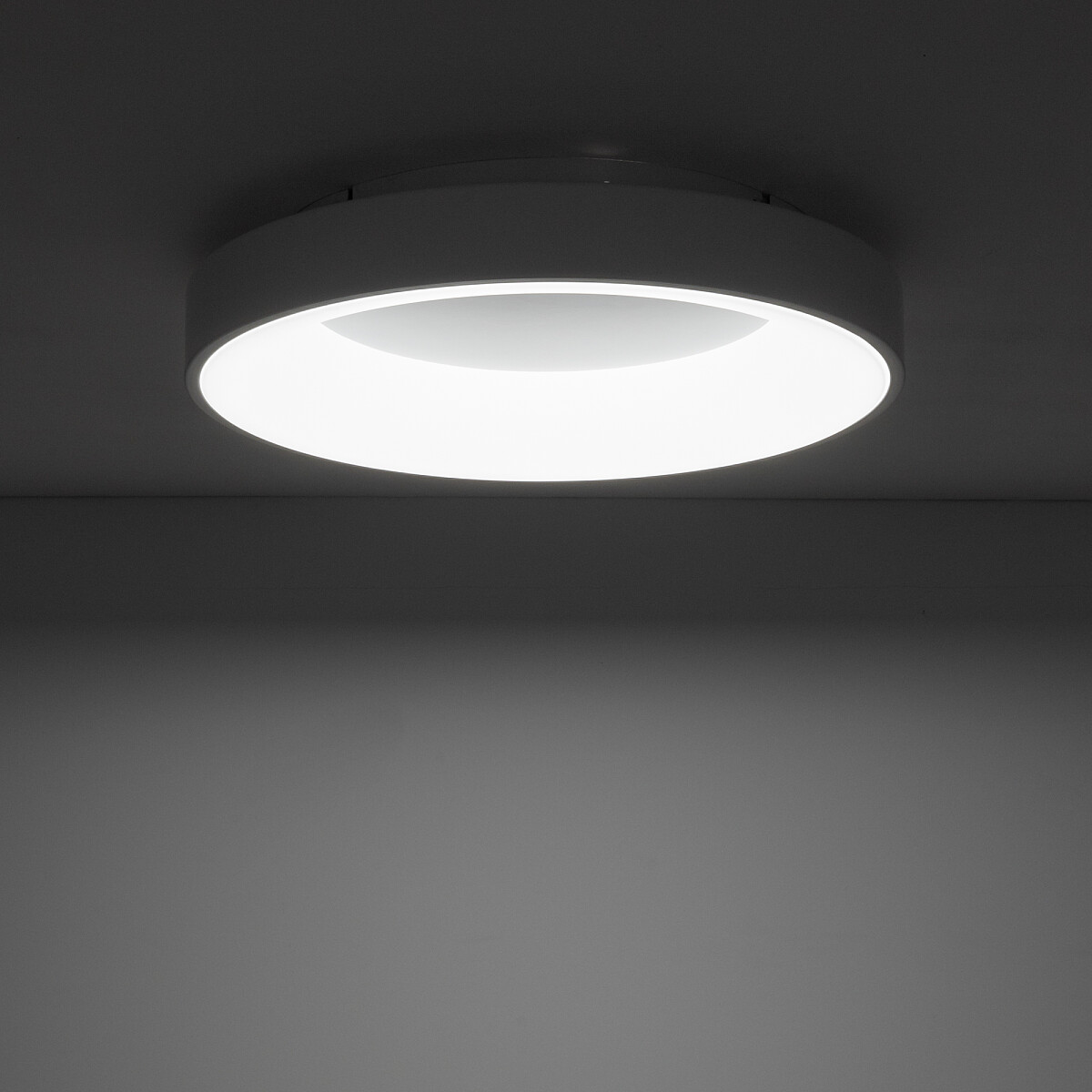 NIKKI ROUND LED white 48W 4000K 11204 Nowodvorski Lighting