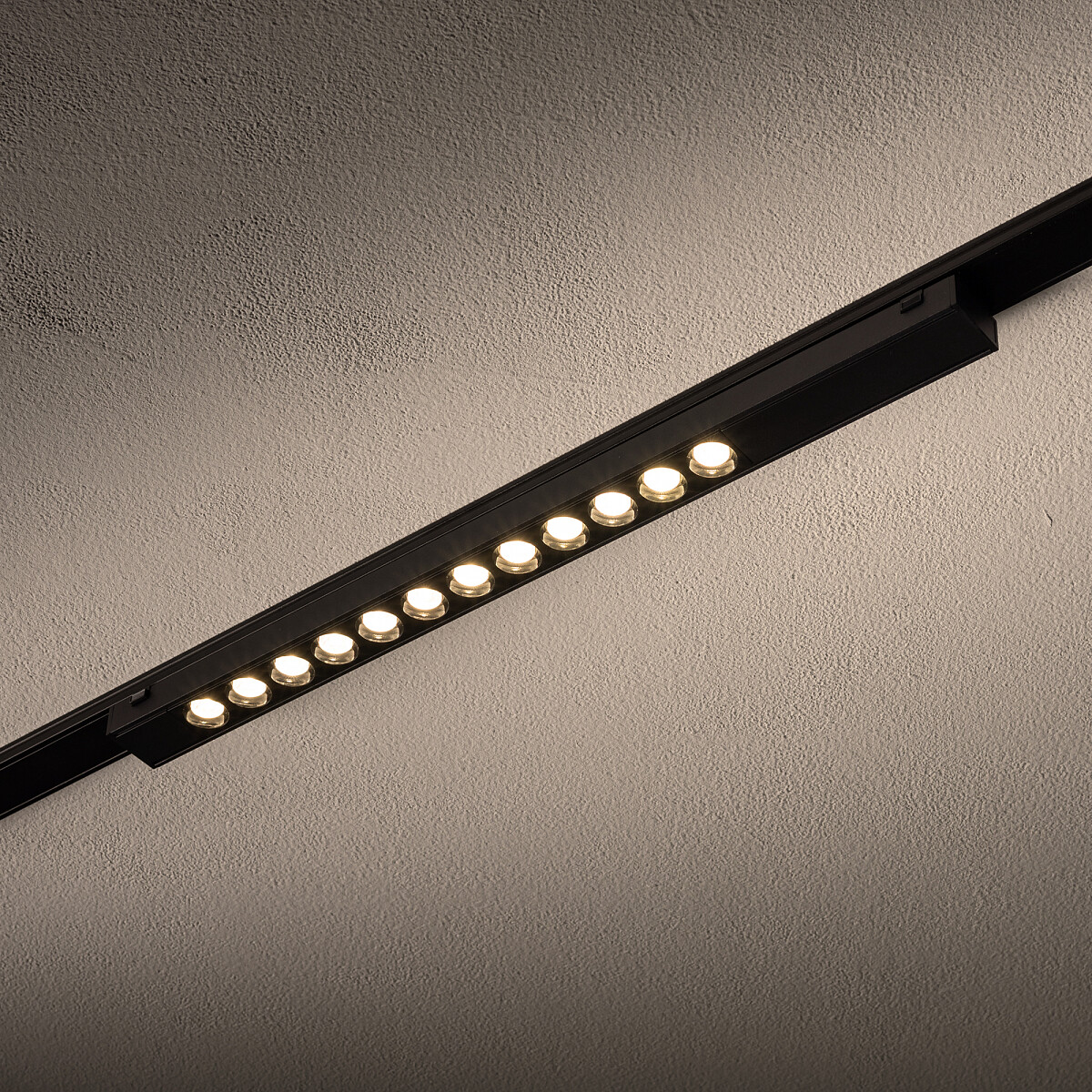 UT-LVM MINI FOCUS LED 12W black 3000K 11305 Nowodvorski Lighting